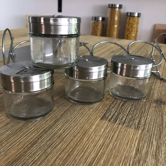 Glass seasoning containers with rack - Picture 3 of 4